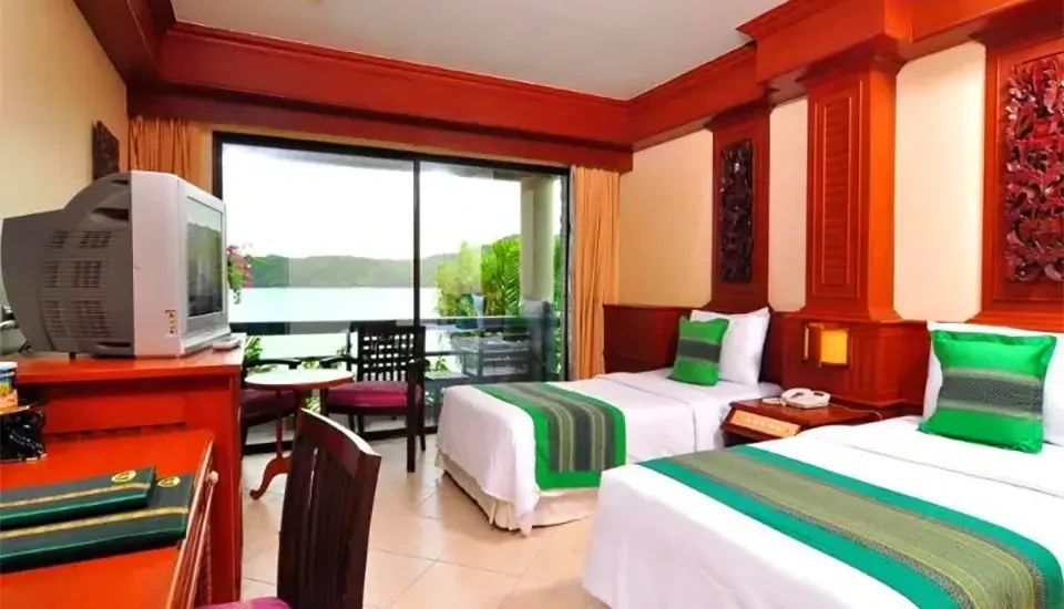 هتل فی فی آیلند کابانا